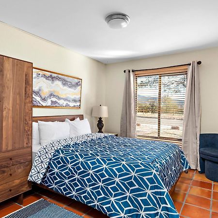 Fort Marcy Suites By All Seasons Resort Lodging Santa Fe Exterior photo
