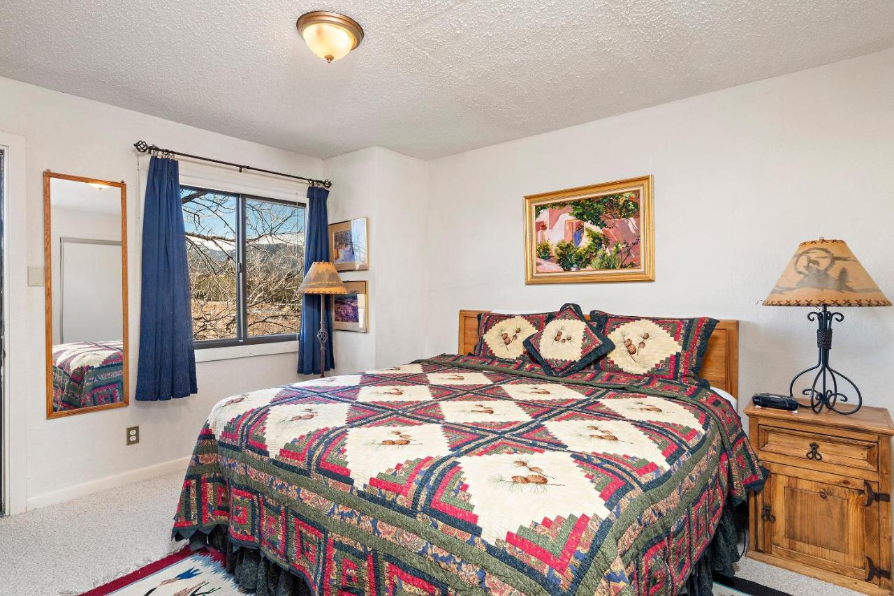 Fort Marcy Suites By All Seasons Resort Lodging Santa Fe Exterior photo