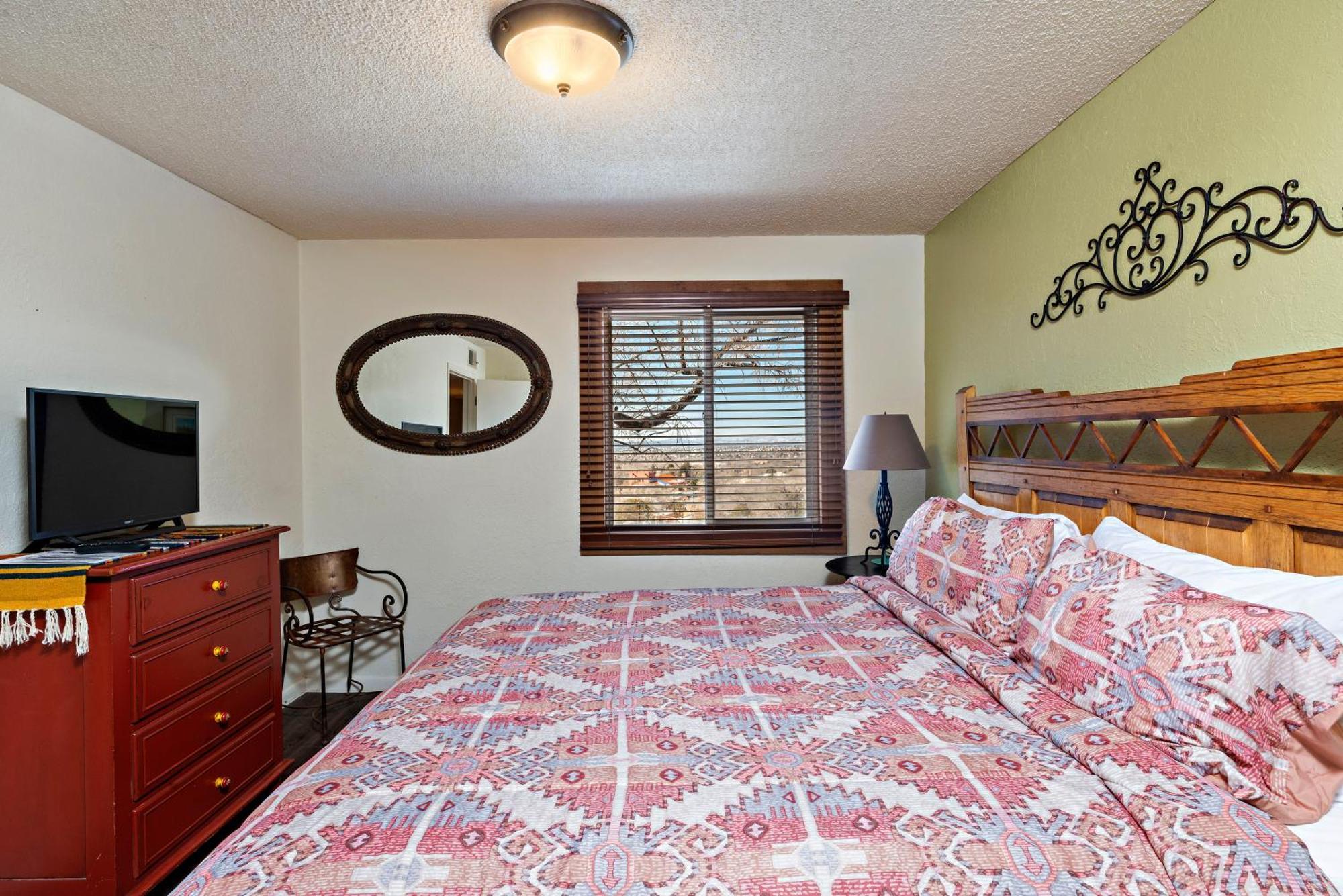 Fort Marcy Suites By All Seasons Resort Lodging Santa Fe Exterior photo